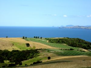 Kauri Cliffs 6th Above